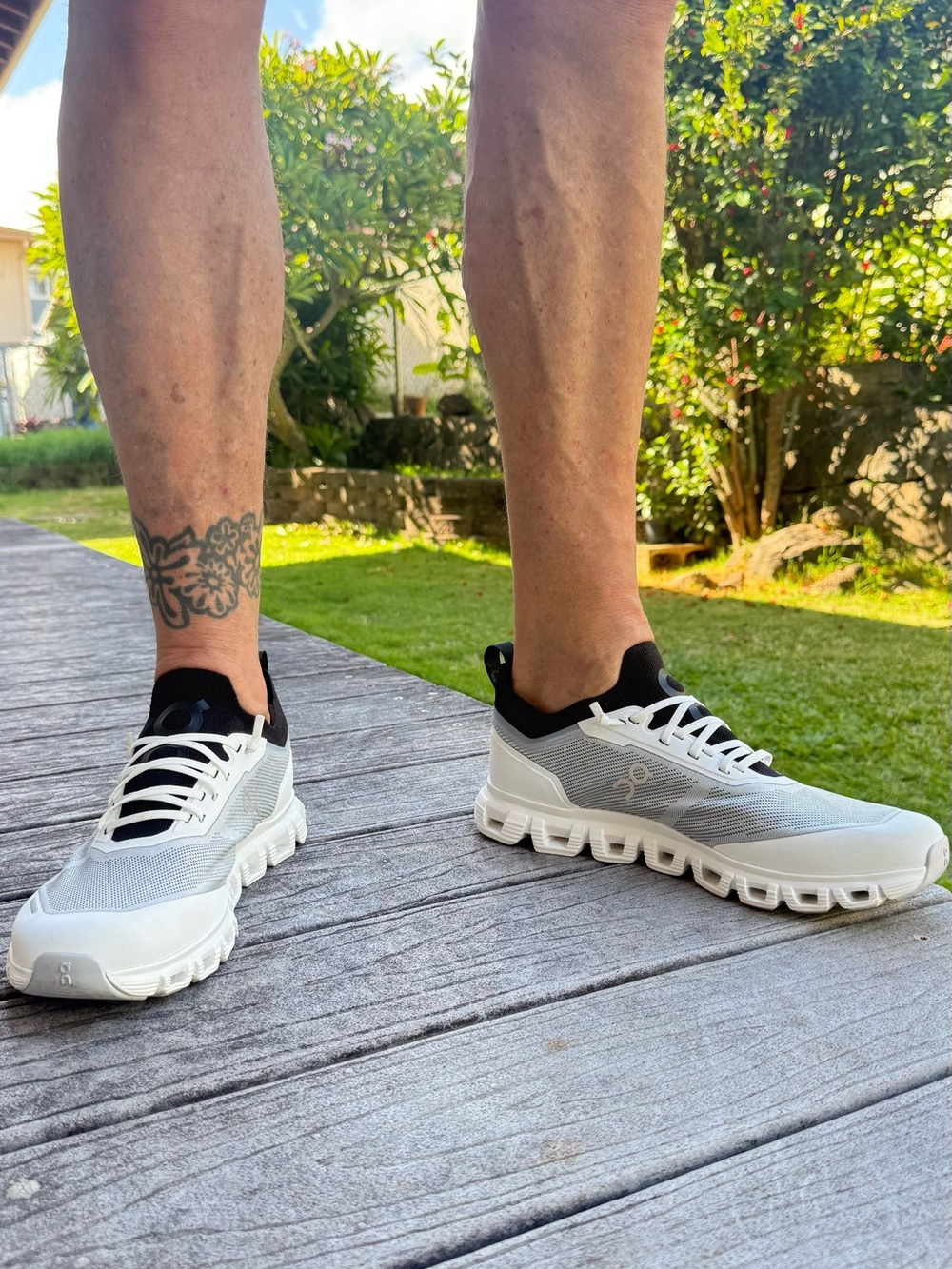 On Cloud Versa White Black Men’s Running Shoes Size 12 Excellent Condition - Picture 6 of 9